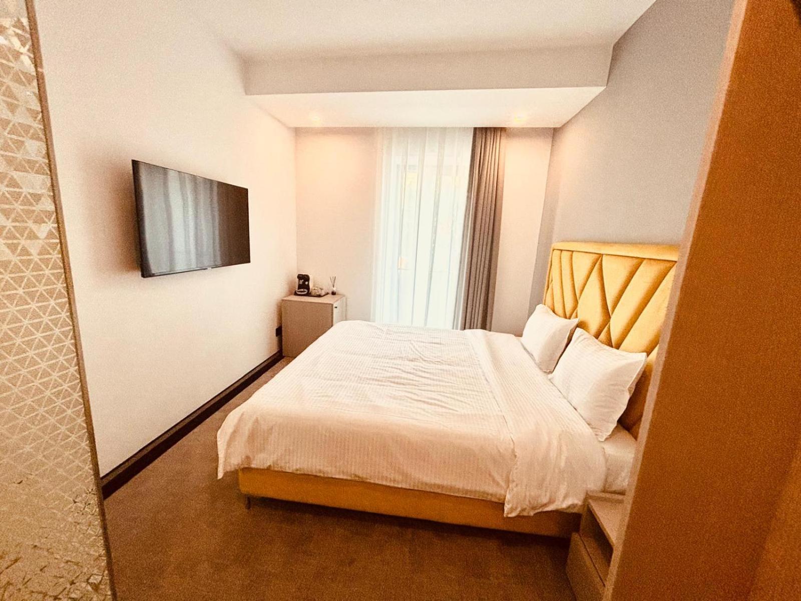 Cm111Apparthotel Бухарест Экстерьер фото