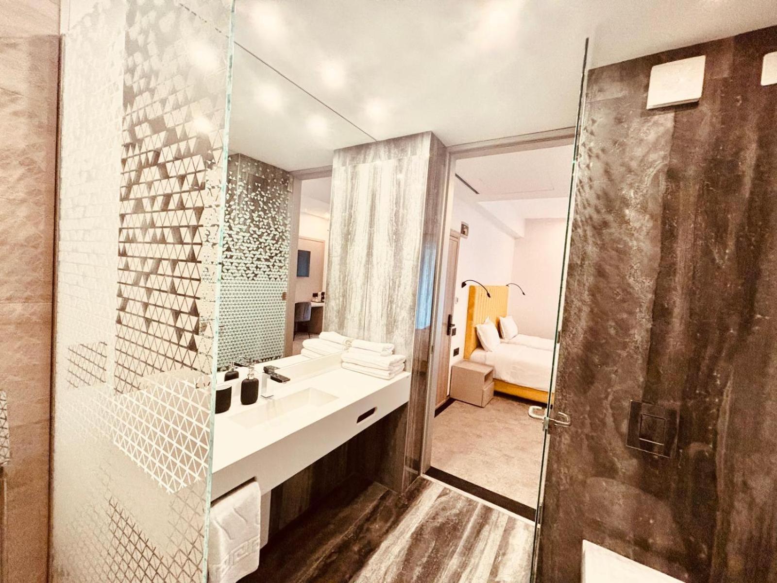 Cm111Apparthotel Бухарест Экстерьер фото