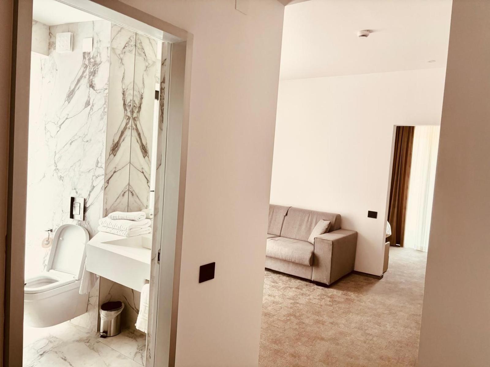 Cm111Apparthotel Бухарест Экстерьер фото