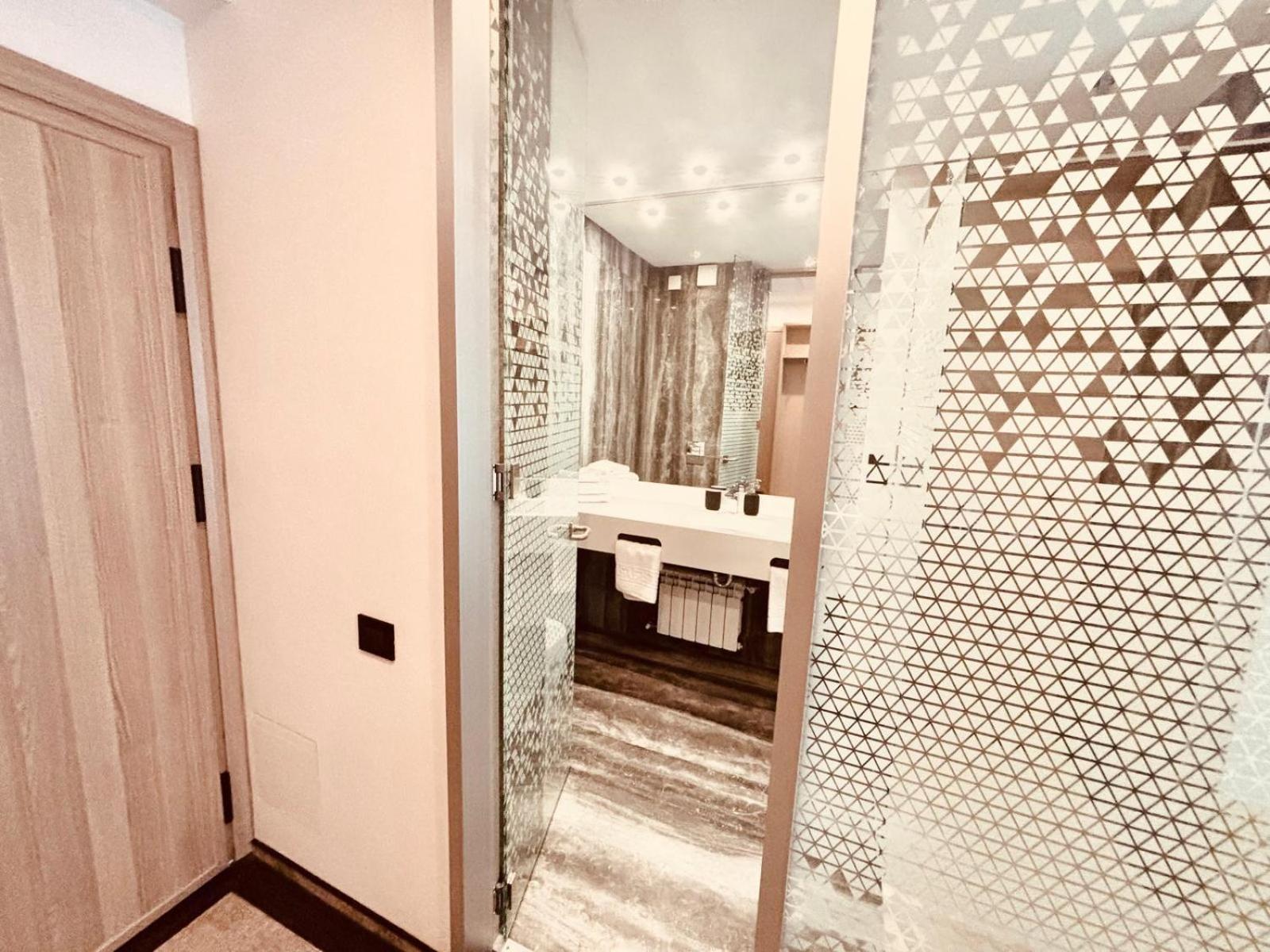 Cm111Apparthotel Бухарест Экстерьер фото