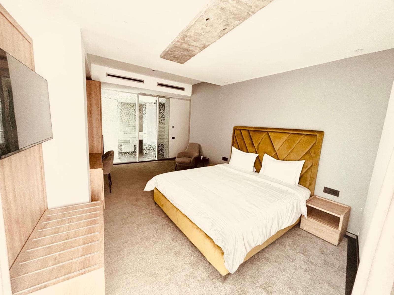 Cm111Apparthotel Бухарест Экстерьер фото