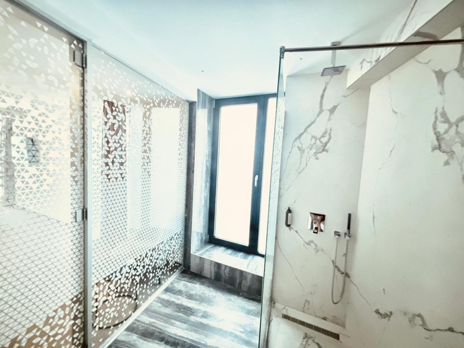 Cm111Apparthotel Бухарест Экстерьер фото