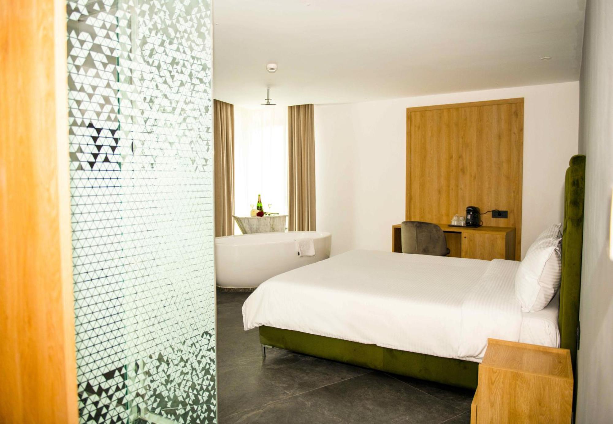 Cm111Apparthotel Бухарест Экстерьер фото